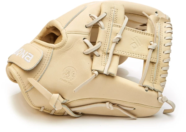 11.5 Inch Nokona AmericanKIP A-V1150 Blonde Infield Glove - Image 4